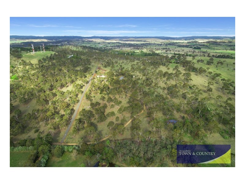 29 Imbandja Lane, Armidale NSW 2350