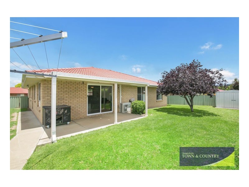 5 Ishbell Drive, Armidale NSW 2350