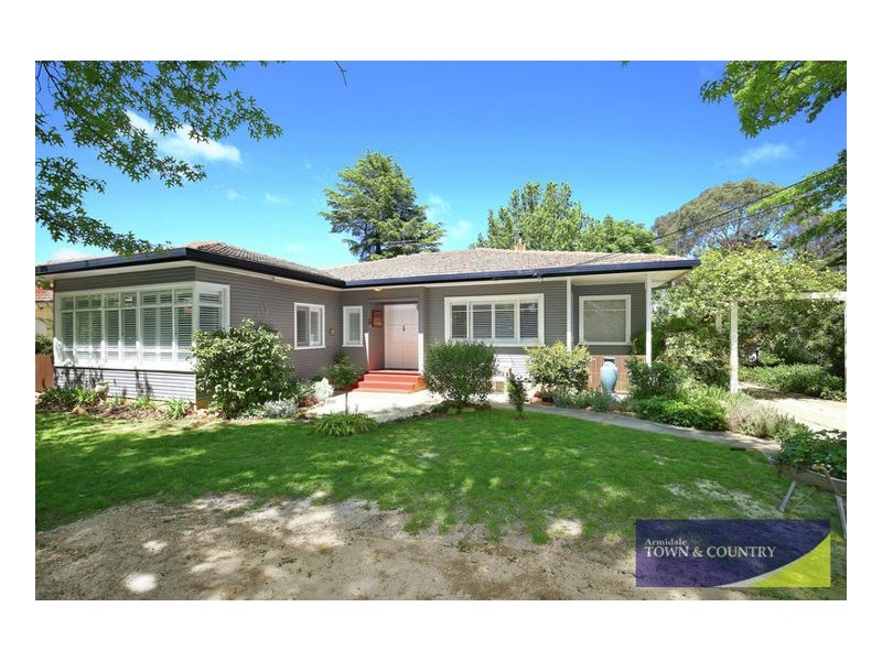 122 Handel Street, Armidale NSW 2350