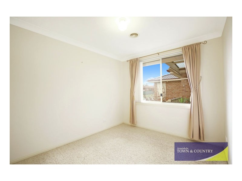 67 Norris Drive, Armidale NSW 2350