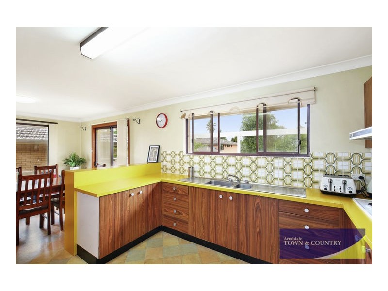8 Watson Avenue, Armidale NSW 2350