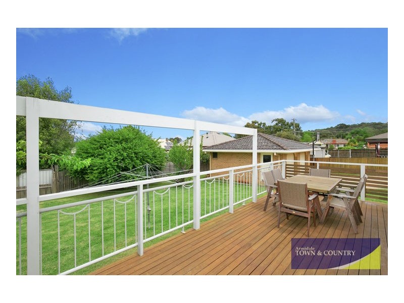 8 Watson Avenue, Armidale NSW 2350