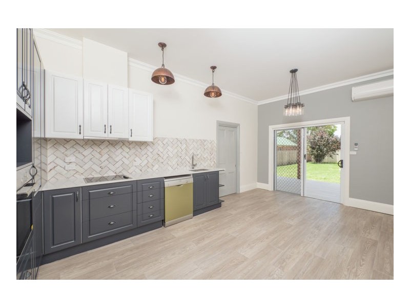 139 Taylor Street, Armidale NSW 2350