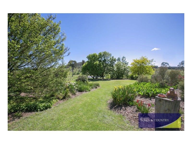 53 Biddulph Road, Armidale NSW 2350