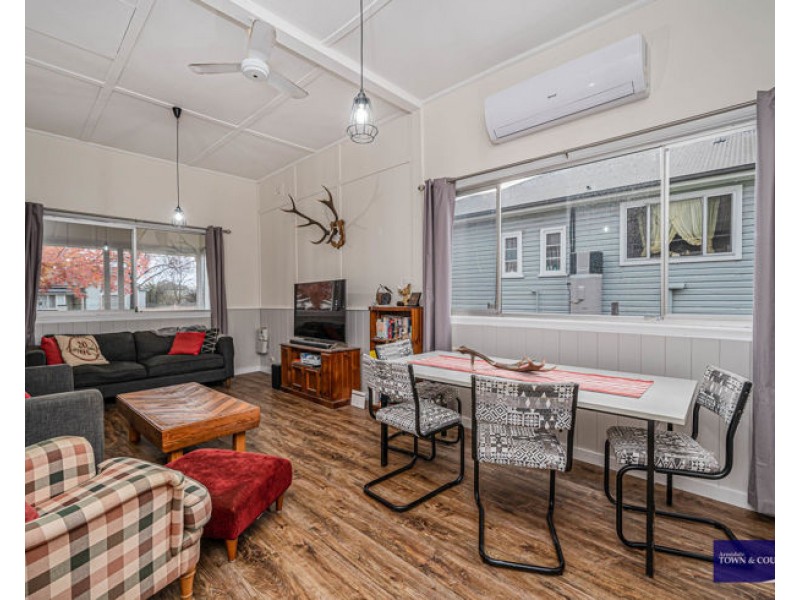 35 Newton Street, Armidale NSW 2350