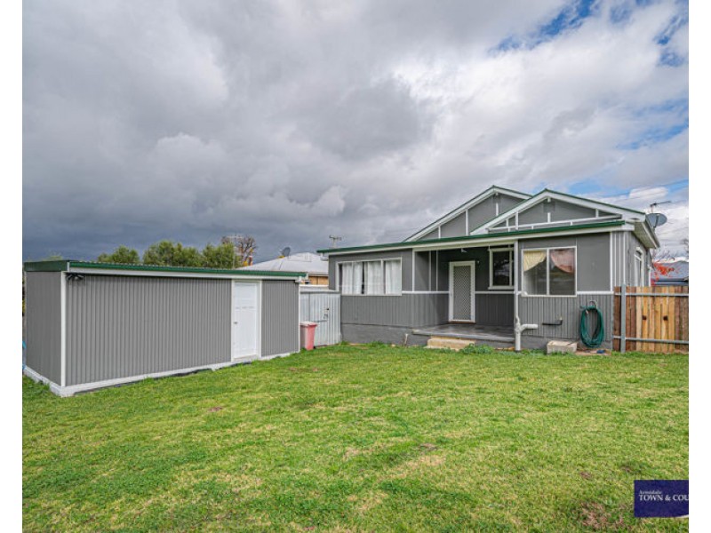 35 Newton Street, Armidale NSW 2350