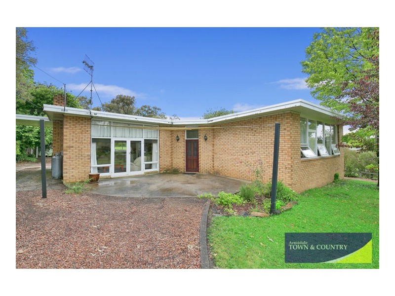 9 Merinda Place, Armidale NSW 2350