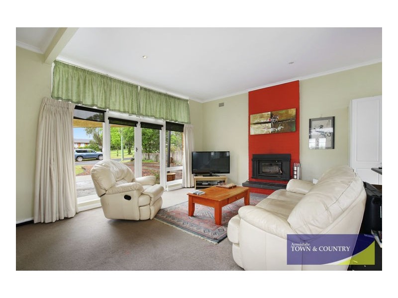 9 Merinda Place, Armidale NSW 2350