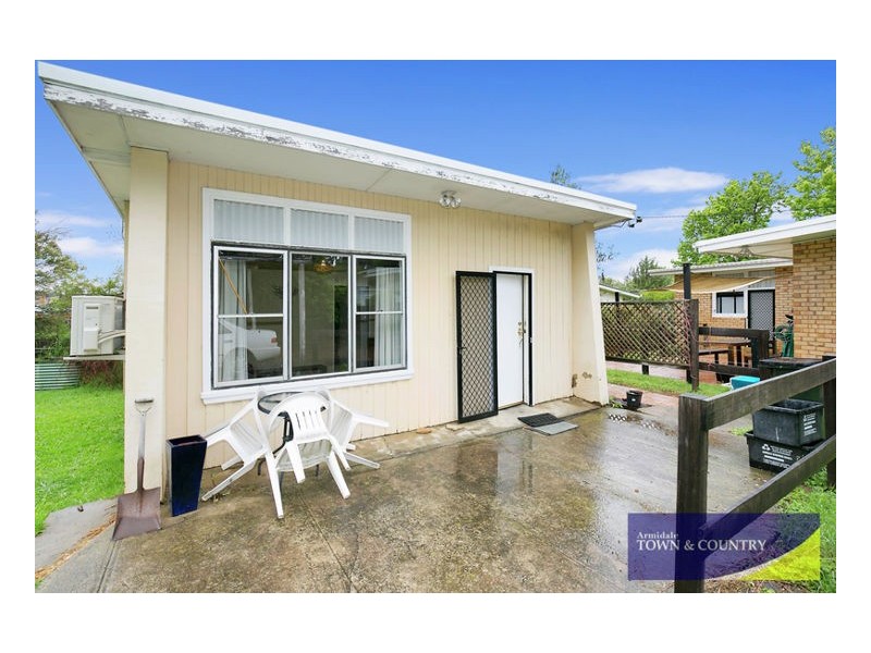 9 Merinda Place, Armidale NSW 2350