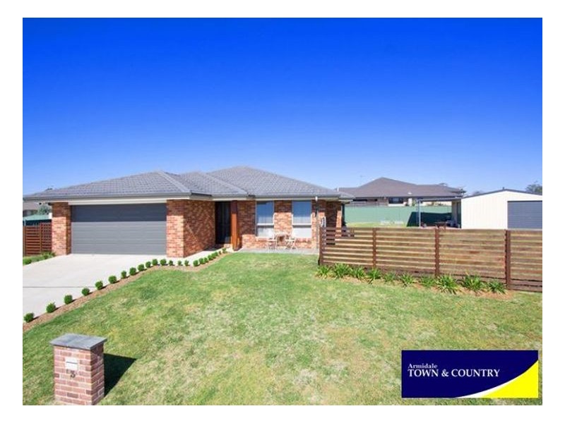 3 Hardman Close, Armidale NSW 2350