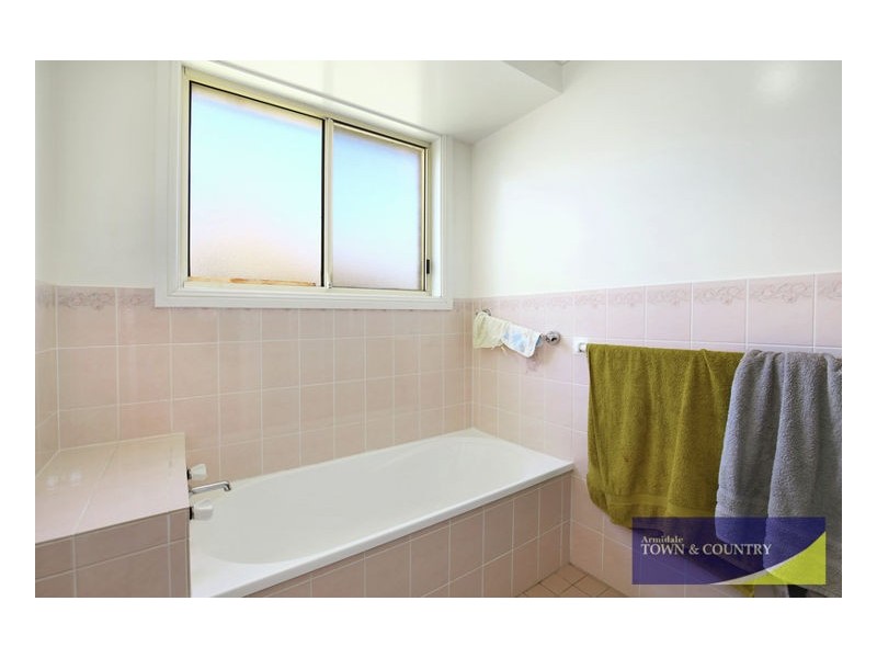 113 Fittler Close, Armidale NSW 2350