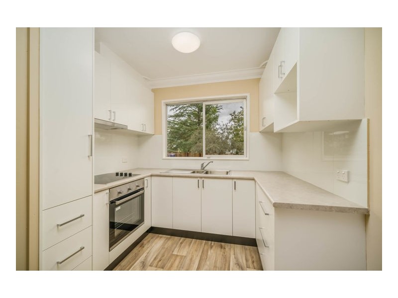 2/5 Glenelg Road, Armidale NSW 2350