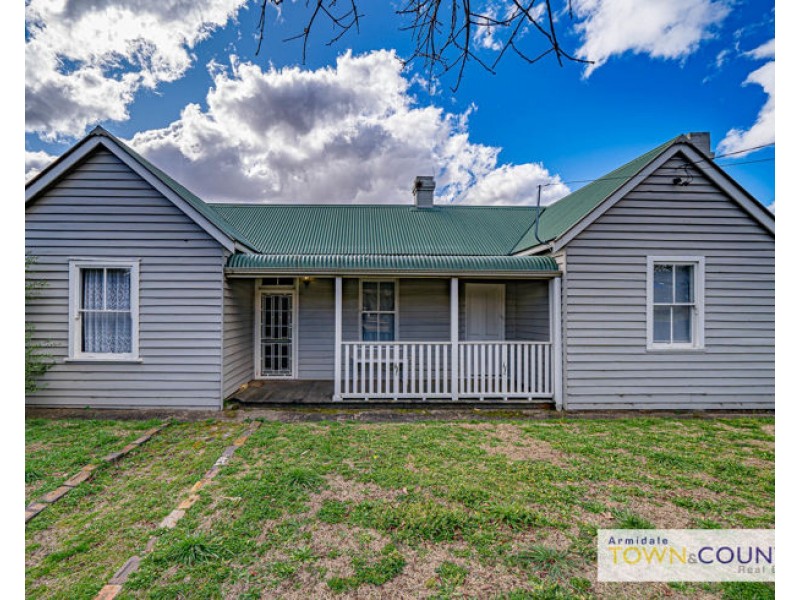 145 Brown Street, Armidale NSW 2350