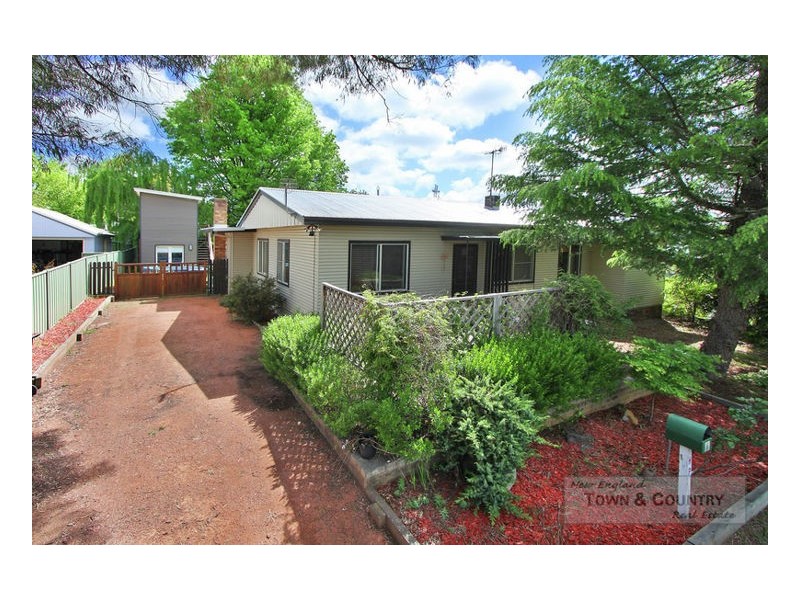 3 Kent Avenue, Armidale NSW 2350