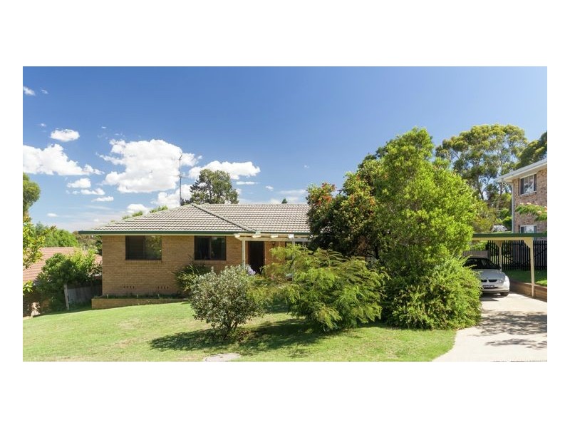 14 Yallambee Avenue, Armidale NSW 2350