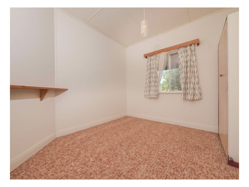 11 Duke Street, Uralla NSW 2358