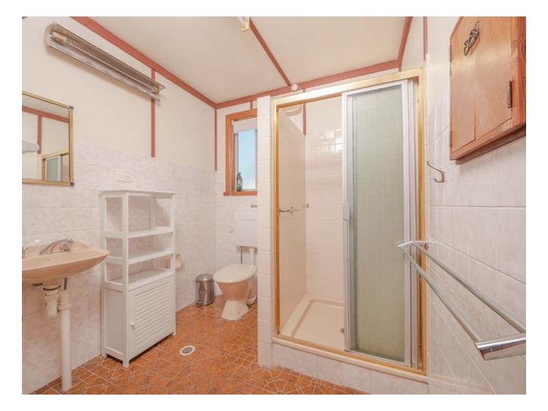 11 Duke Street, Uralla NSW 2358