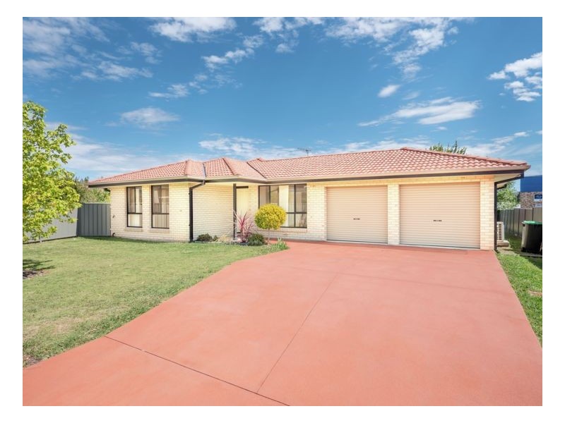 18 Rusden Court, Armidale NSW 2350