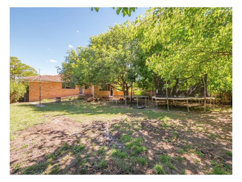 11 High Street, Armidale NSW 2350