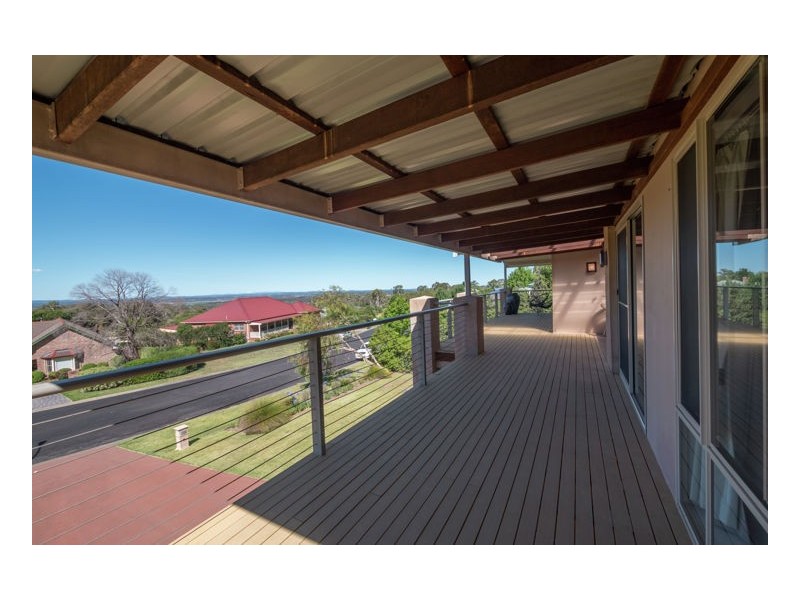 71 The Avenue, Armidale NSW 2350