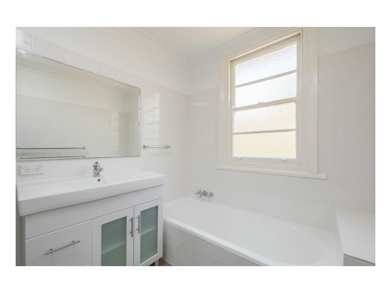 52 Taylor Street, Armidale NSW 2350