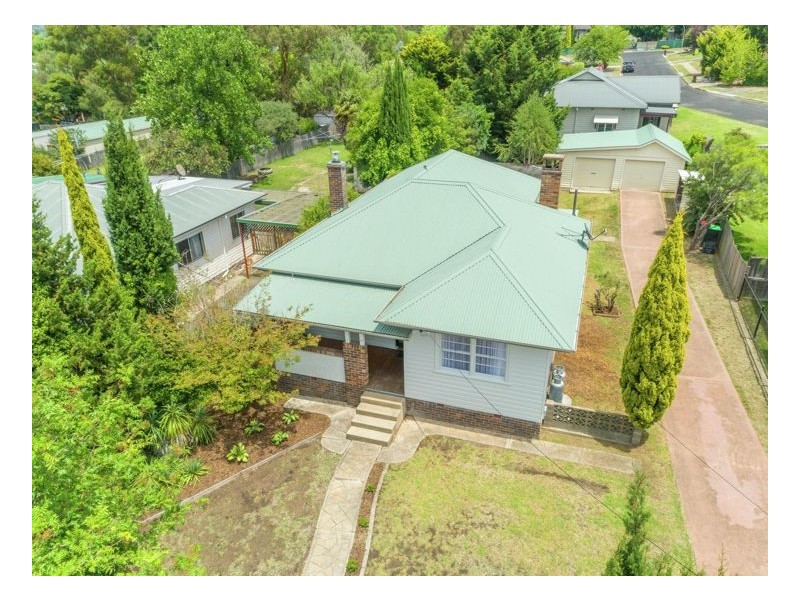 52 Taylor Street, Armidale NSW 2350