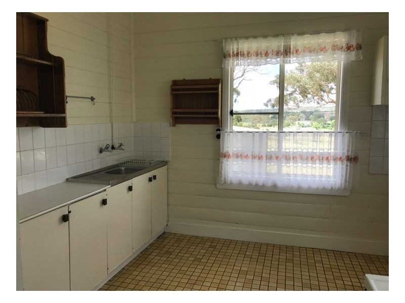 193 Weirs Road, Armidale NSW 2350