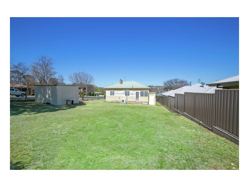 221 Donnelly Street, Armidale NSW 2350