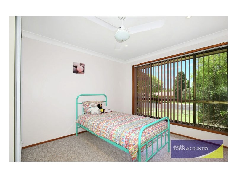 3 Howard Place, Armidale NSW 2350