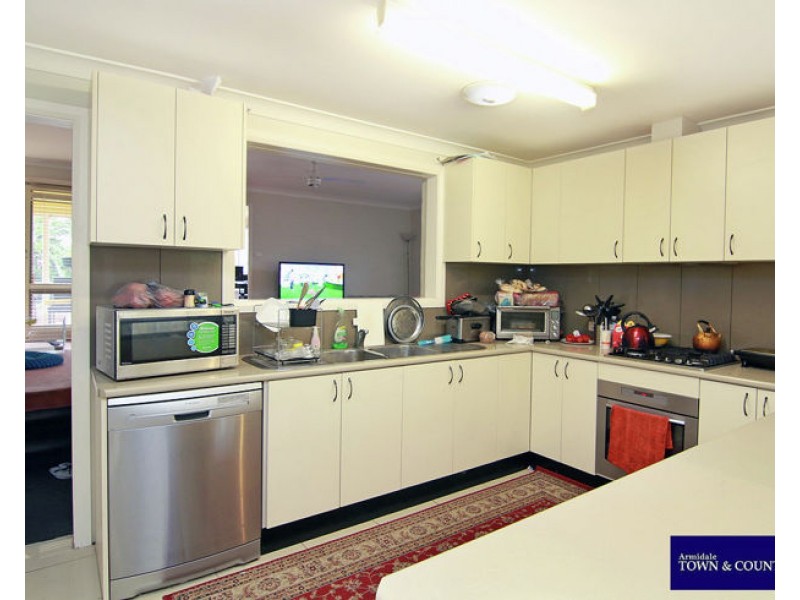 23 Moyes Street, Armidale NSW 2350