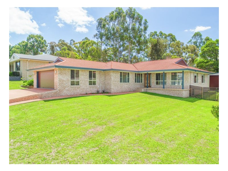 11 McCarthy Crescent, Armidale NSW 2350