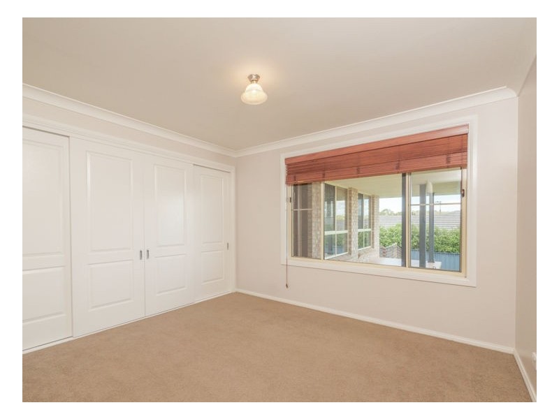 11 McCarthy Crescent, Armidale NSW 2350