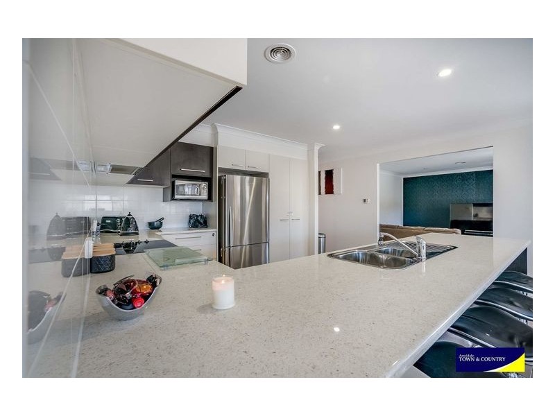 30 Albion Close, Armidale NSW 2350