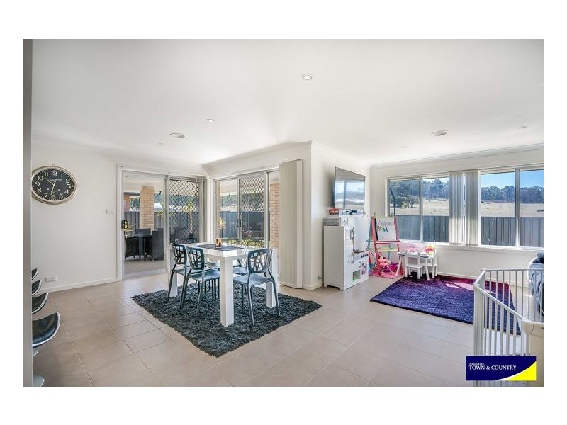 30 Albion Close, Armidale NSW 2350