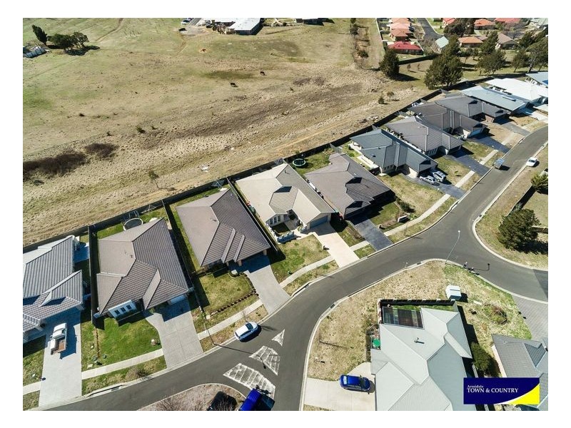 30 Albion Close, Armidale NSW 2350