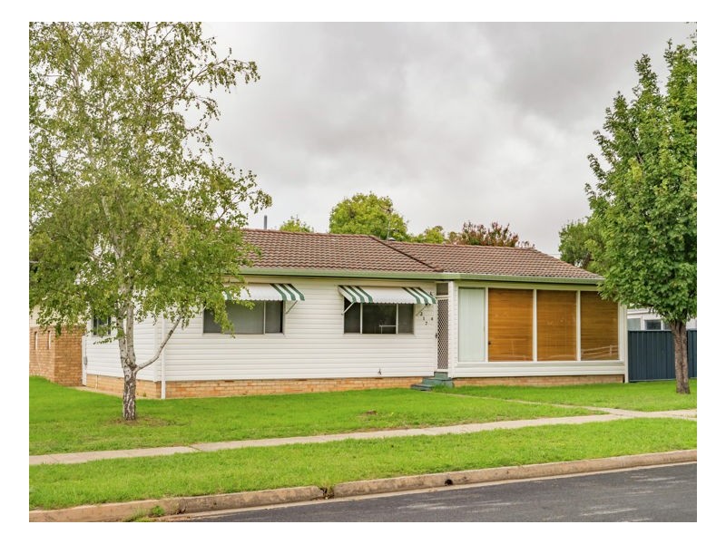 42 Kentucky Street, Armidale NSW 2350
