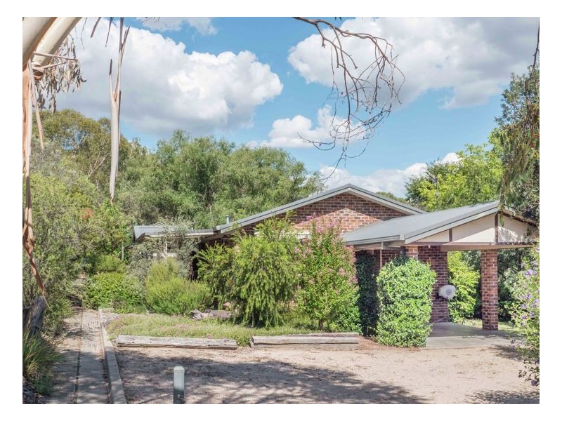 85 Fittler Close, Armidale NSW 2350