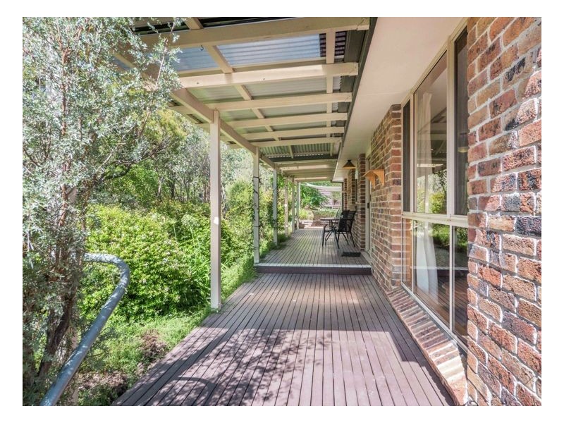 85 Fittler Close, Armidale NSW 2350