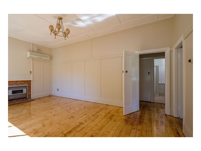 180 Donnelly Street, Armidale NSW 2350