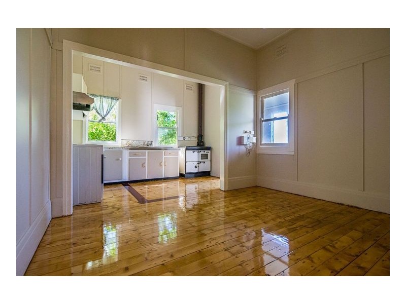 180 Donnelly Street, Armidale NSW 2350