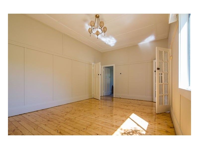 180 Donnelly Street, Armidale NSW 2350