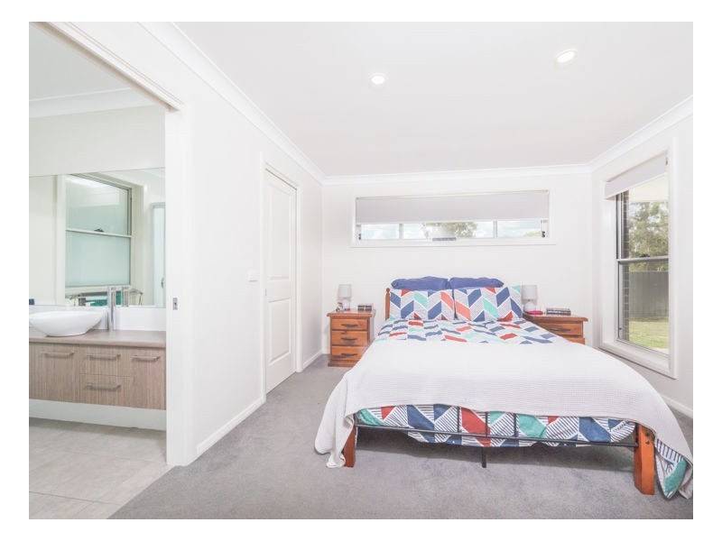 4 McGrath Place, Armidale NSW 2350