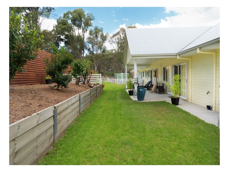 53 Kareela Road, Armidale NSW 2350