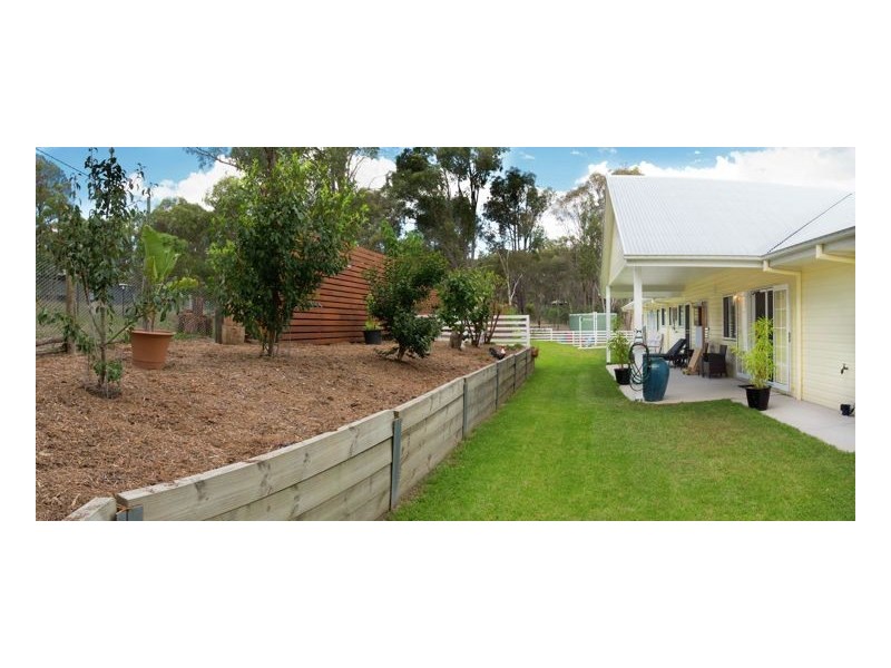 53 Kareela Road, Armidale NSW 2350