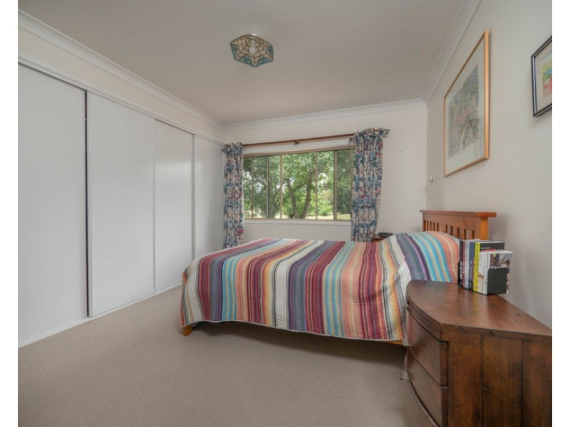 10 Cluny Road, Armidale NSW 2350