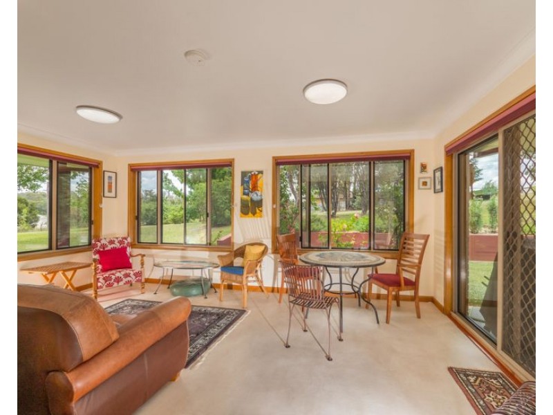 10 Cluny Road, Armidale NSW 2350
