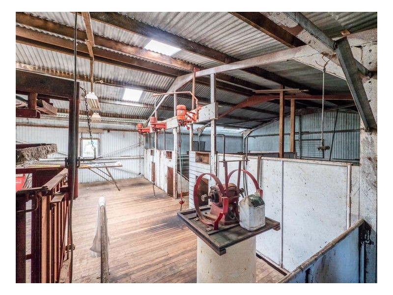 1549 Boorolong Road, Armidale NSW 2350