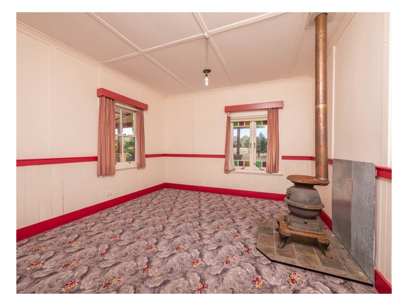 1549 Boorolong Road, Armidale NSW 2350