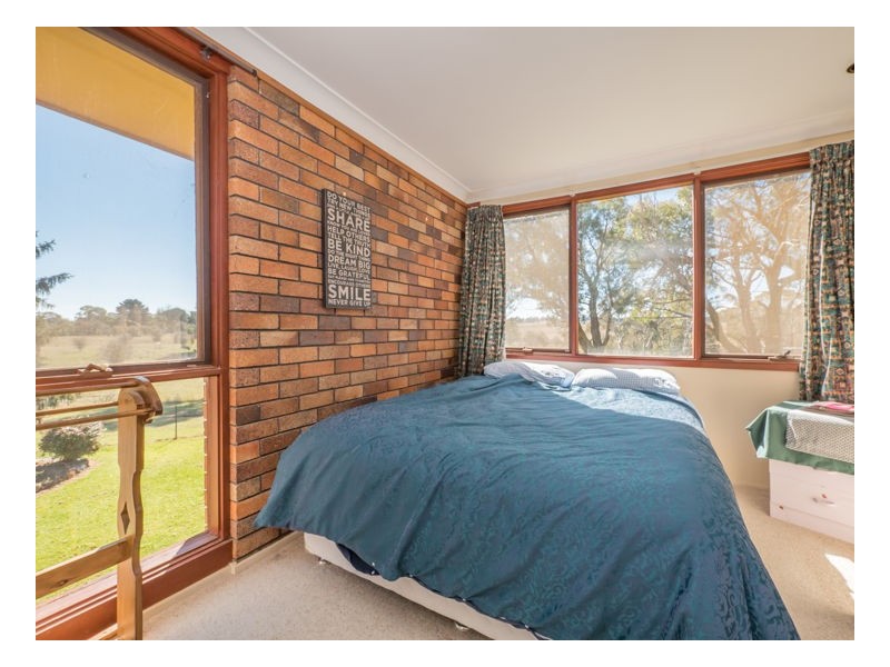111 Tulong Road, Armidale NSW 2350