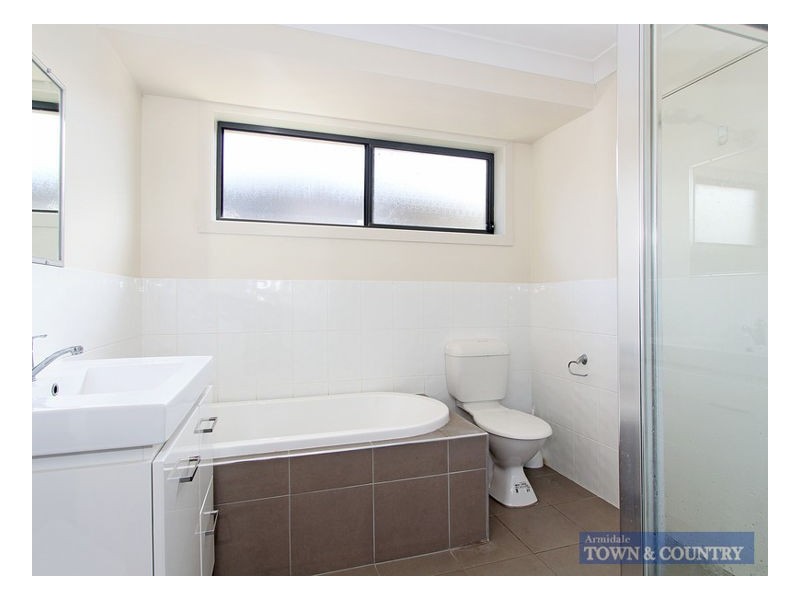 7 Albion Close, Armidale NSW 2350